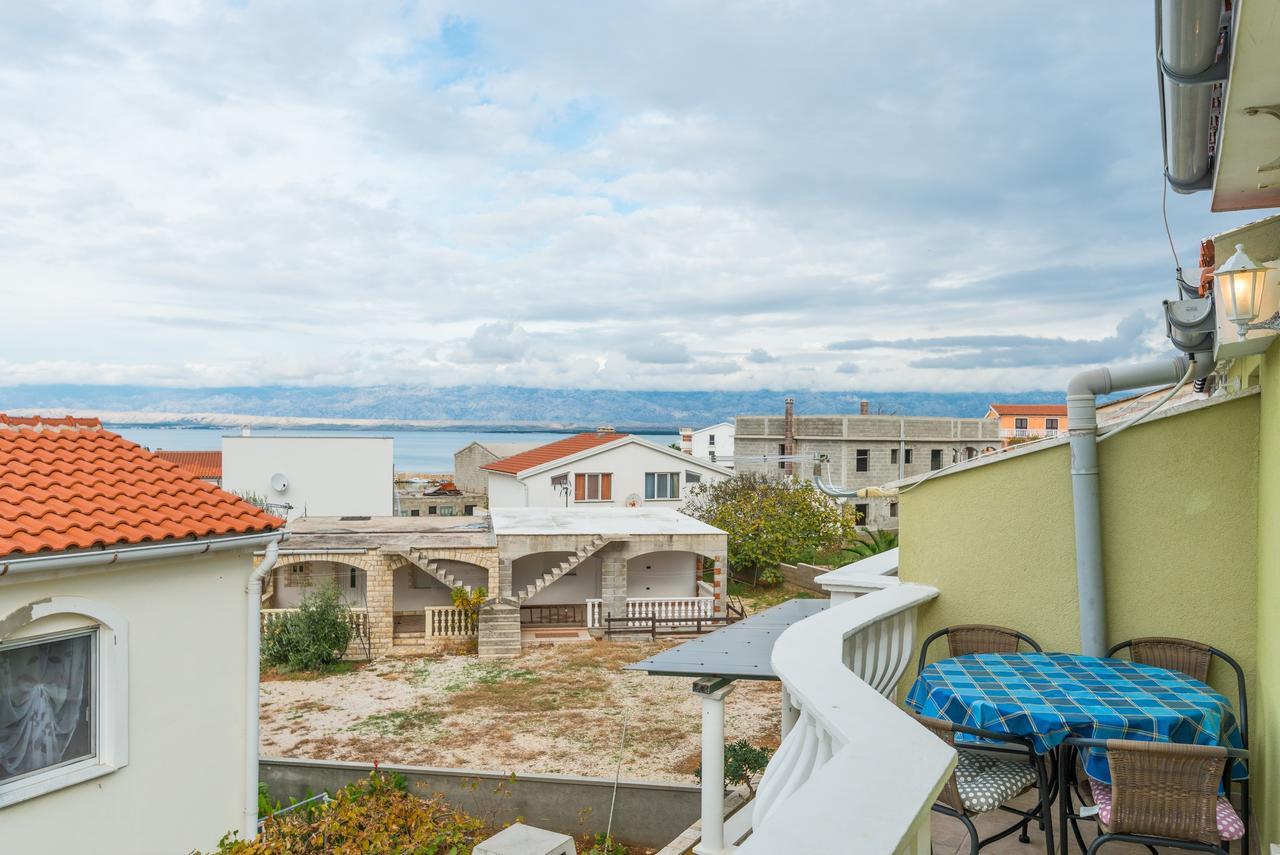 Apartments Mahnet Vir Exterior photo