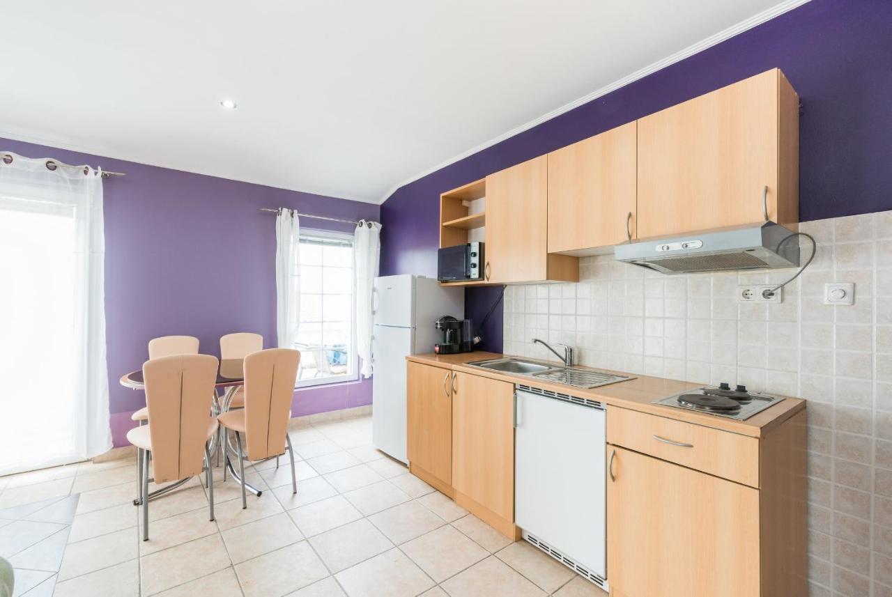 Apartments Mahnet Vir Room photo