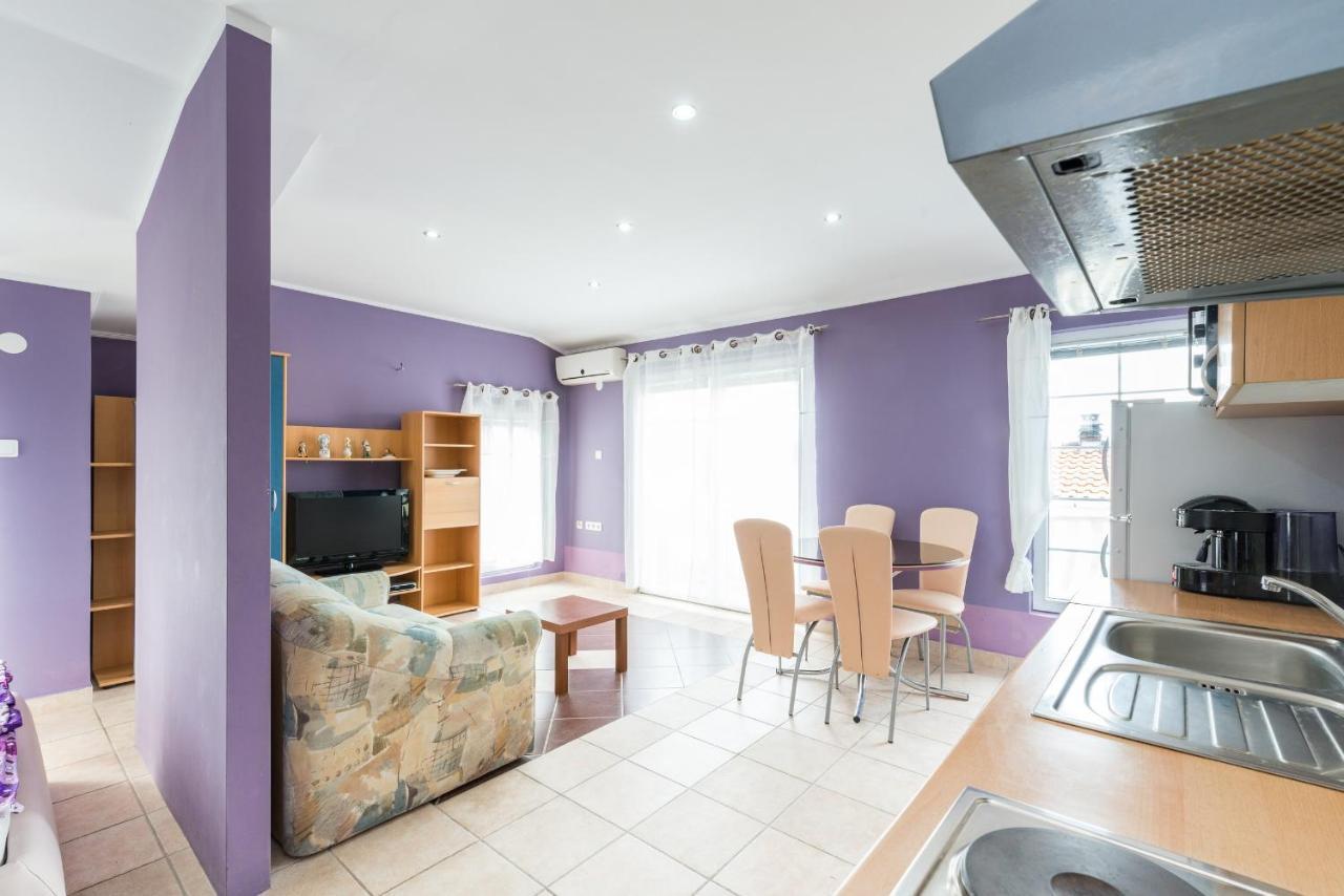 Apartments Mahnet Vir Room photo