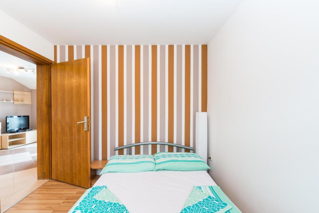 Apartments Mahnet Vir Room photo